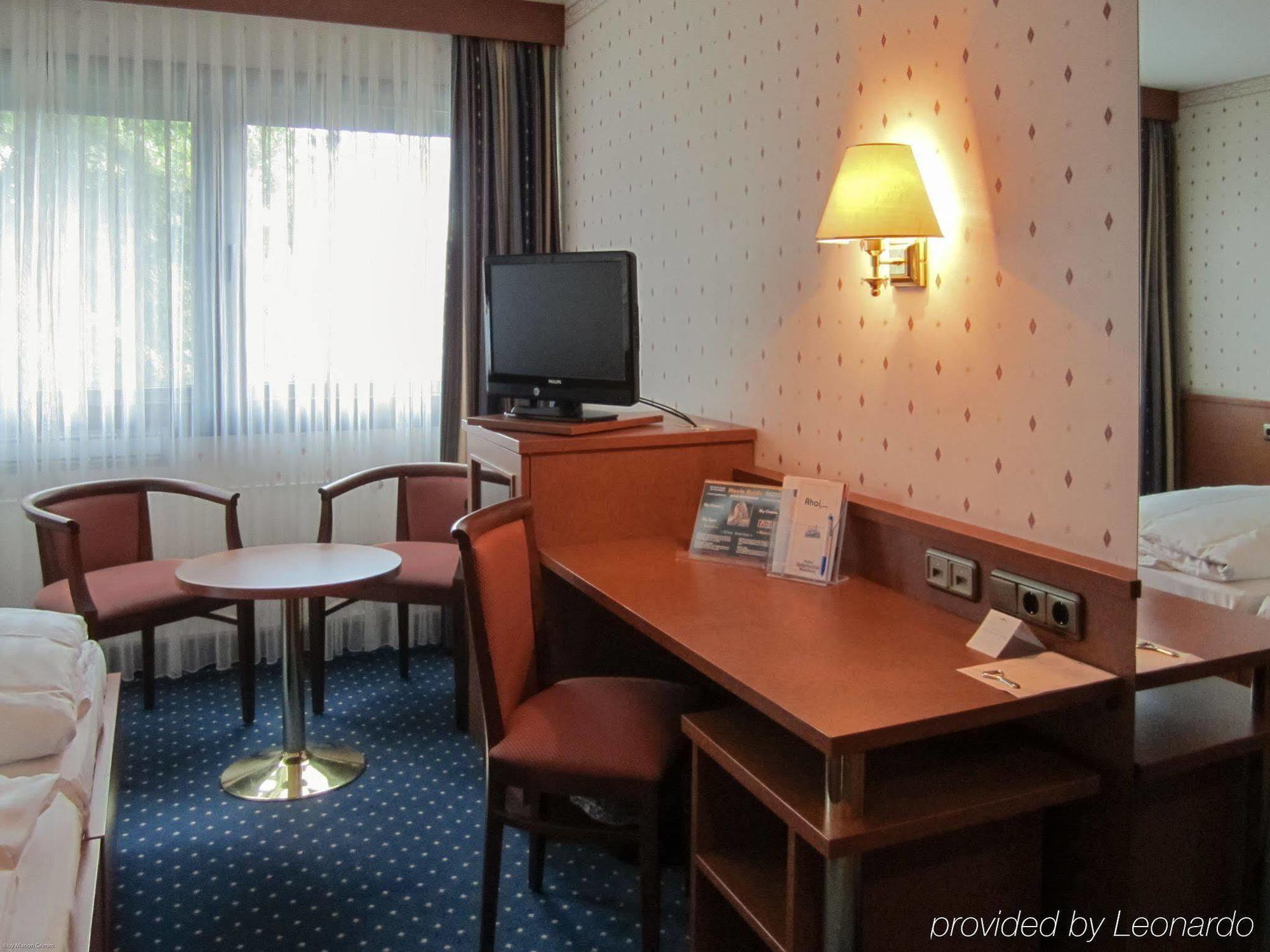 Hotel Helgoland Hamburg-Harburg Buitenkant foto
